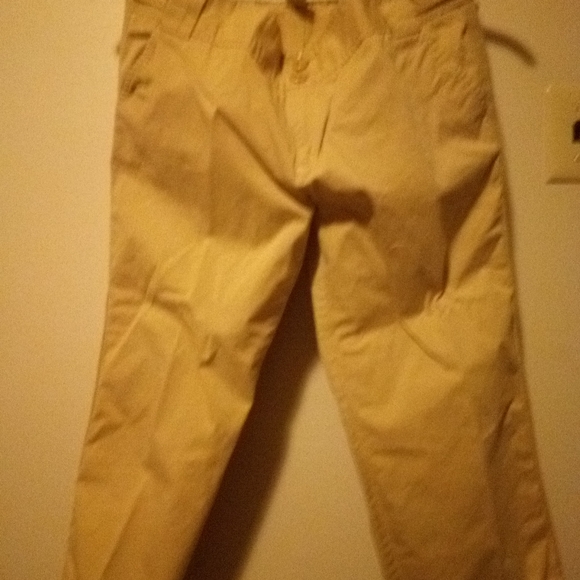 Khaki Capris - Picture 3 of 3